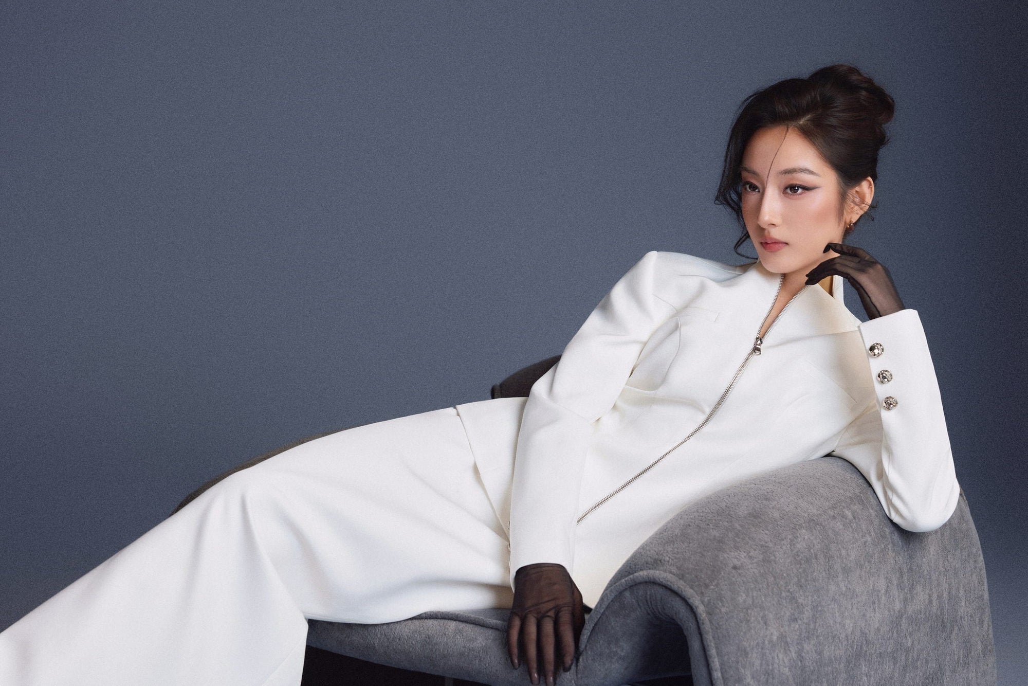 Keira Tong White Zipper Peplum Top