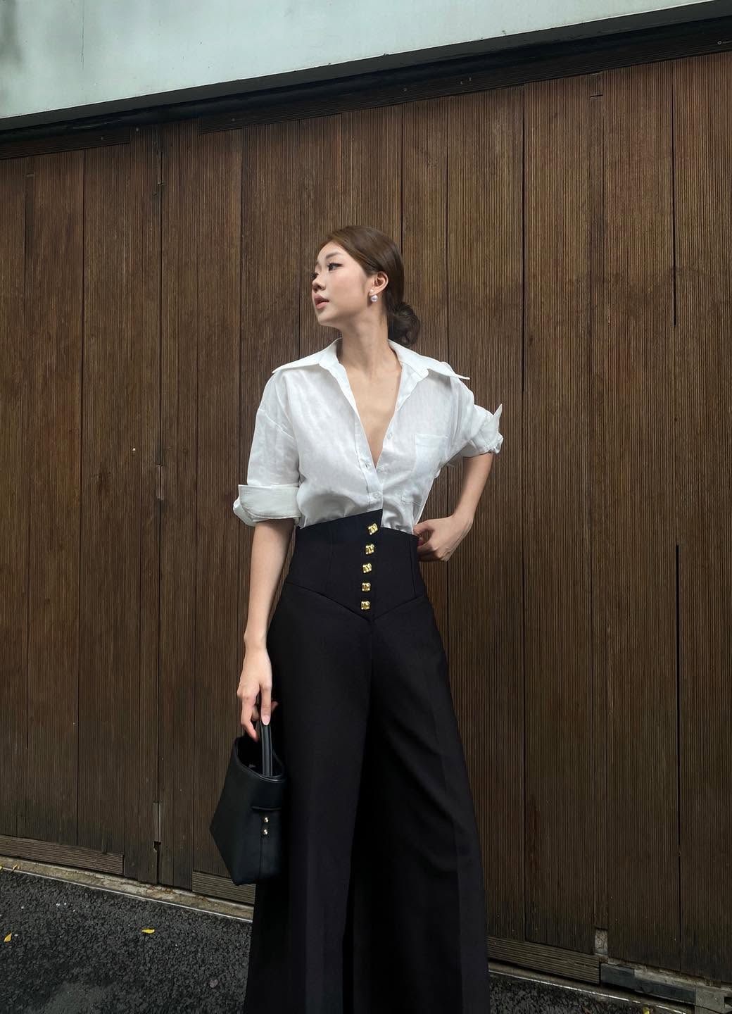 High-waisted Button Pants